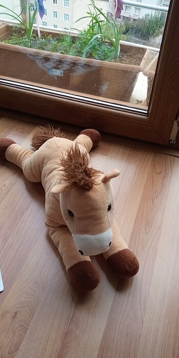 Peluş at