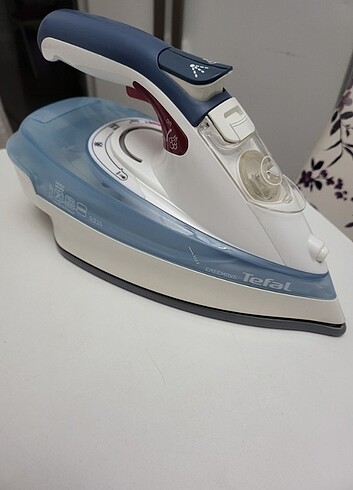 Beden Tefal 9915 kablosuz ütü-Sıfırdan farksız