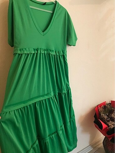 44 Beden Bol kesim sıfır yeşil elbise