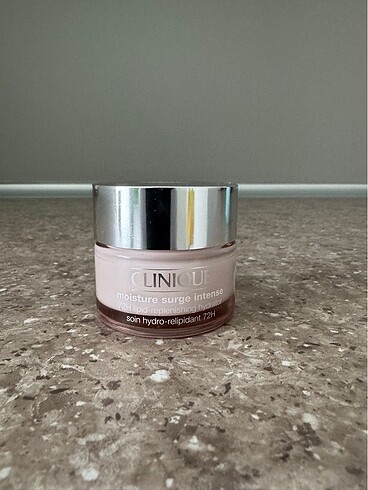 CLINIQUE MOISTURE SURGE INTENSE 72H