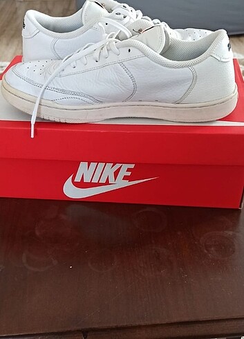 41 Beden Nike court vintage 