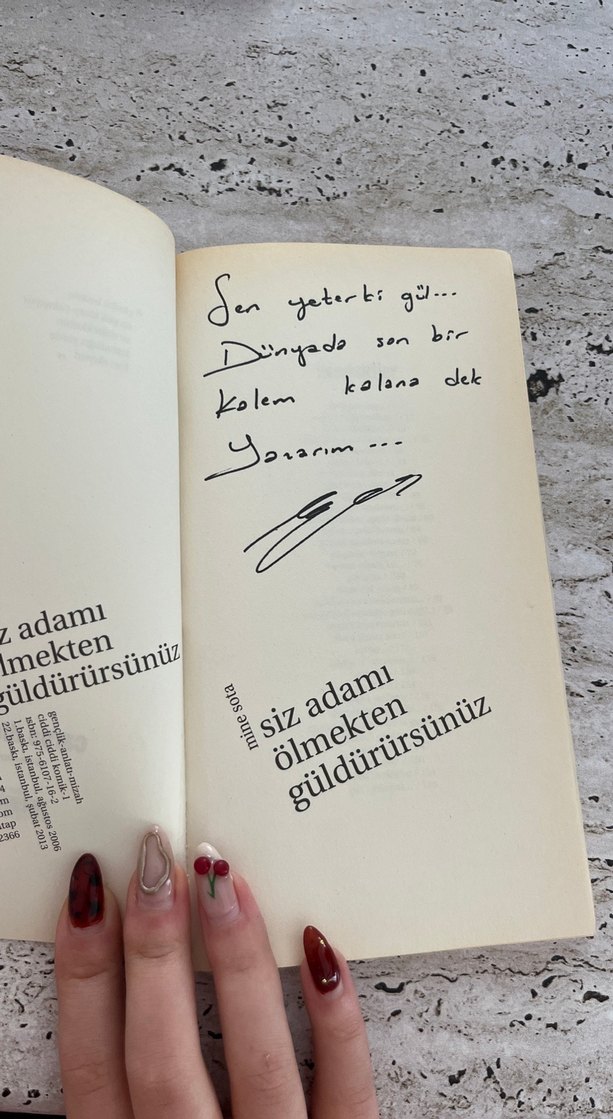 Siz Adamı Ölmekten Güldürürsünüz - Mine Sota - Görsel 3