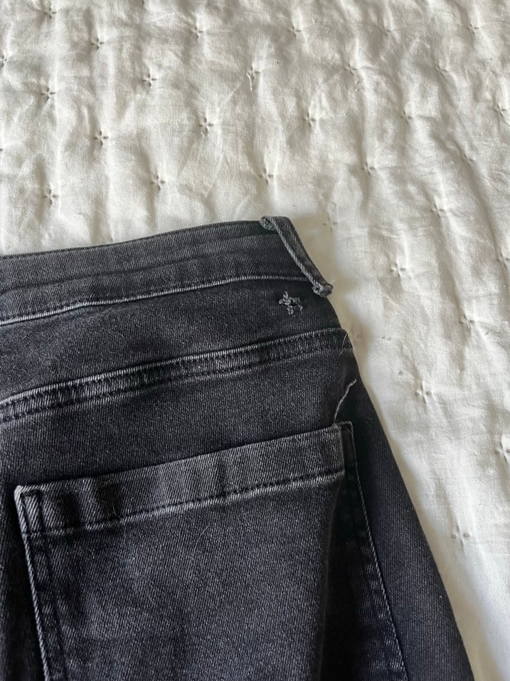 Gri Düğmeli Bol Kesim Kadın Kot Pantolon - Görsel 4