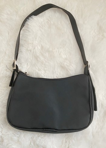 Siyah Deri Tokalı Minimalist Kadın Çanta - Görsel 2