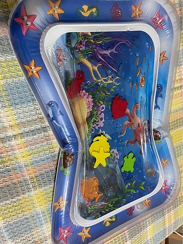 Su oyun matı Yeni gibi