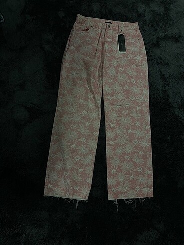 Pembe Jean