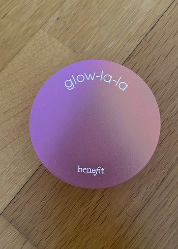 Benefit Glow-la-la Allık