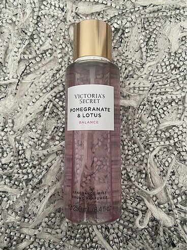 Victoria?s Secret vücut spreyi