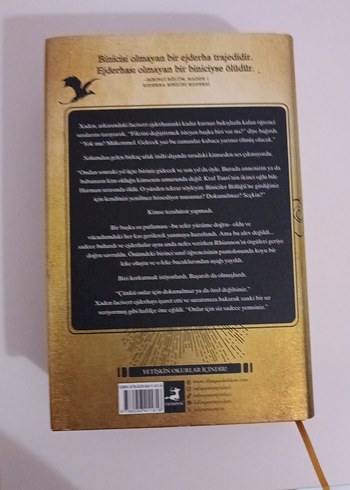 Dördüncü Kanat - Rebecca Yarros