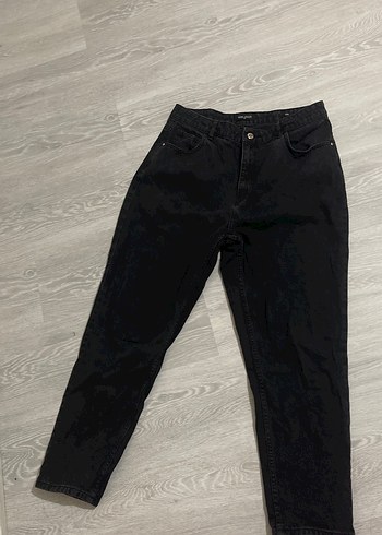 Düğmeli Siyah Loose Fit Kadın Kot Pantolon - Görsel 3