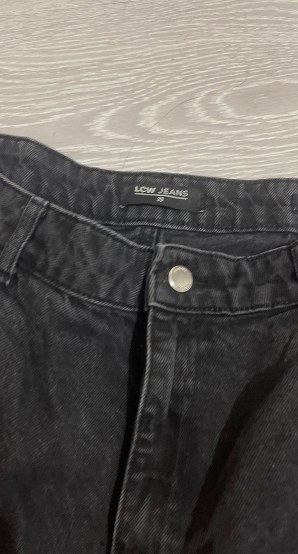 Düğmeli Siyah Loose Fit Kadın Kot Pantolon - Görsel 2