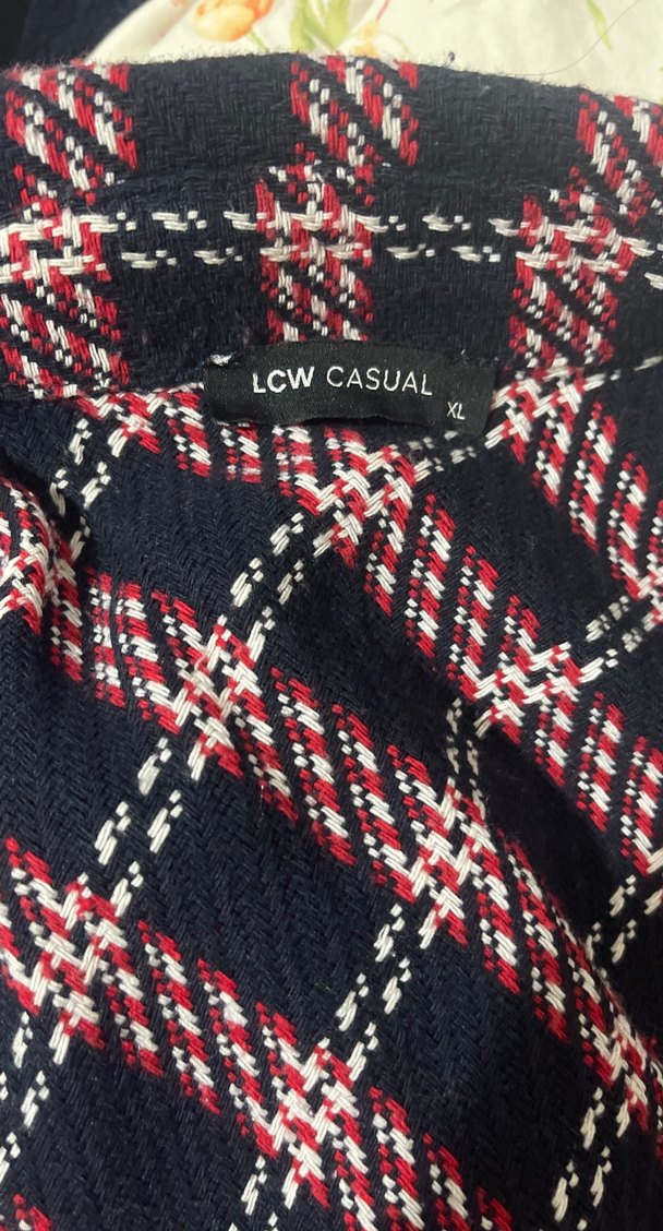 LCW Casual Kırmızı Düğmeli Kadın gömlek - Görsel 2