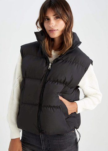 Fermuarlı Yüksek Yakalı Gri Kadın Yelek - Görsel 3