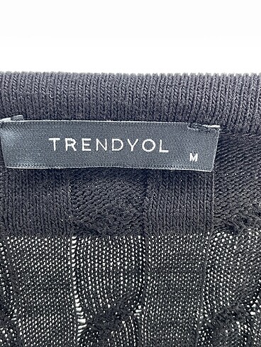 m Beden siyah Renk Trendyol & Milla Bluz %70 İndirimli.