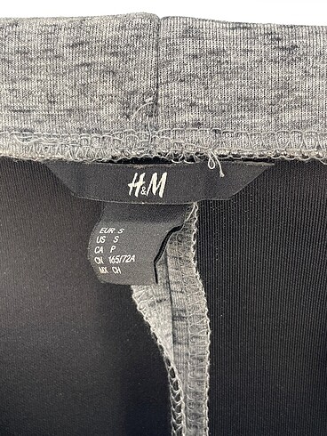 s Beden gri Renk H&M Kalem Etek %70 İndirimli.