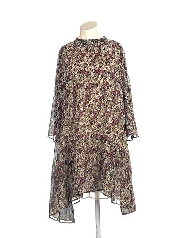 Zara Kısa Elbise %70 İndirimli.