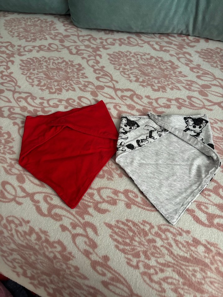 Desenli Bebek Önlüğü - Görsel 2