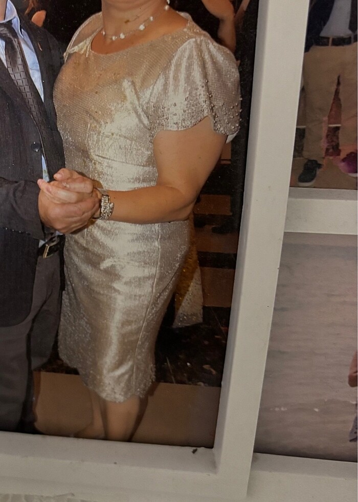 Parlak kısa abiye - Görsel 4