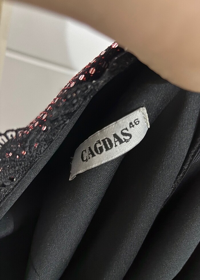 Pullu kısa abiye - Görsel 3