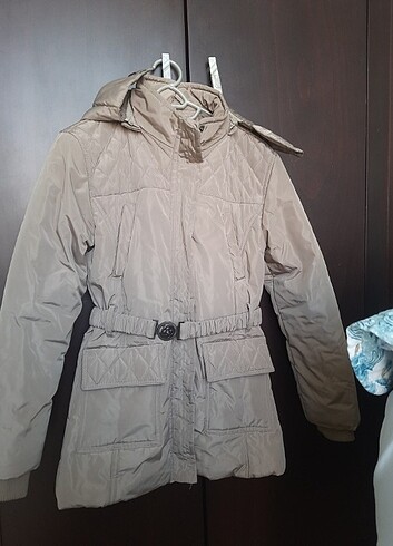 LC Waikiki 12 13 yas kız çocuk kıslık mont 
