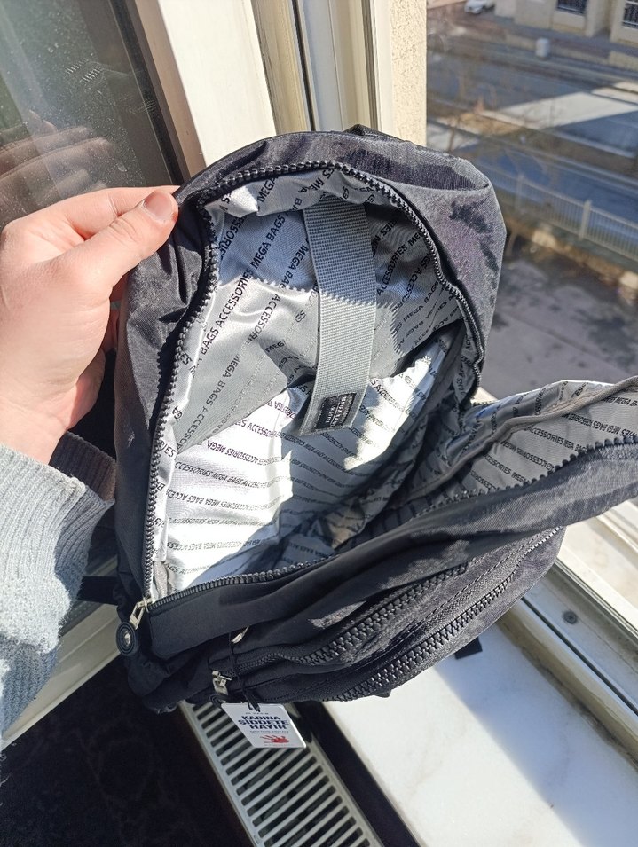 Siyah Unisex Ortapedik Çok Gözlü Laptop Bölmeli Okul Çantası - Görsel 2