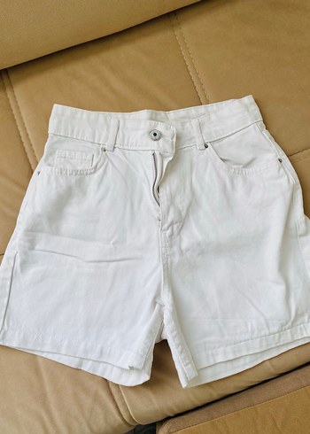Beyaz Mini Kadın Denim Şort