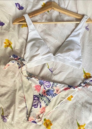 Çiçek Desenli Beyaz Bohem Bikini takımı H&M - Görsel 2
