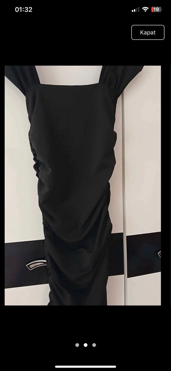 Siyah Straplez Mini Drapeli Gece Elbisesi - Görsel 2