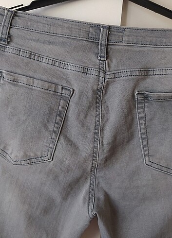 33 Beden gri Renk Likralı jeans 