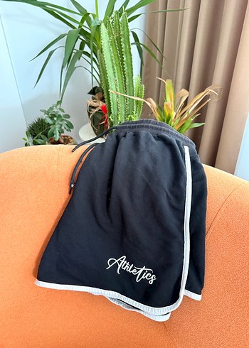 Kadın Siyah Bağcıklı Mini Spor Şort - Görsel 3