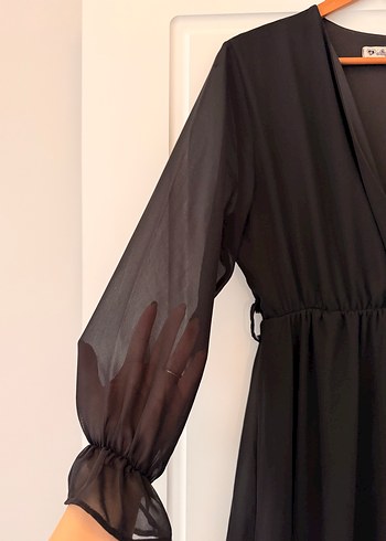 Siyah V Yakalı Elbise - Görsel 2