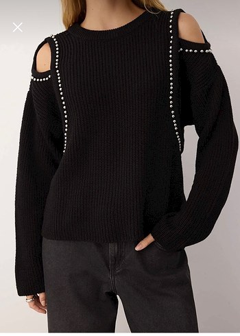 Siyah Örgü Omuz Detaylı Triko Kazak - Görsel 2