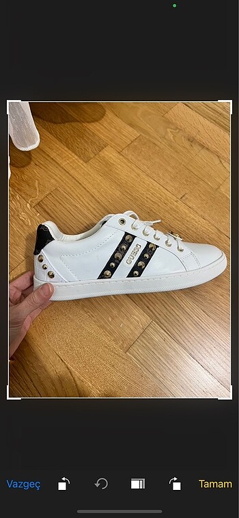 36 Beden beyaz Renk Guess sneaker