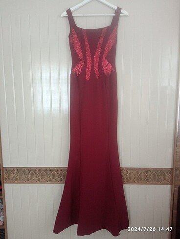 Bordo abiye