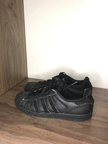 37 Beden Adidas Süperstar (siyah)