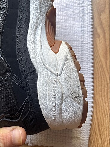 38 Beden Skechers siyah kadın ayakkabı