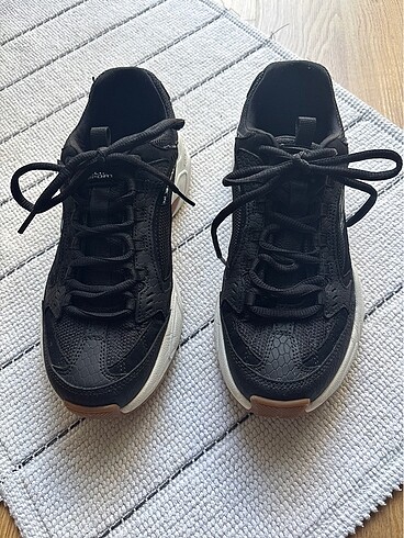 Skechers siyah kadın ayakkabı