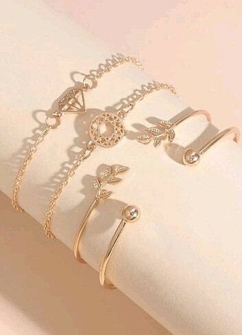 Gold bileklik set