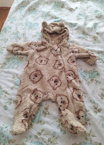 Örgü Detaylı Kahverengi Bebek Tulumu - Görsel 4