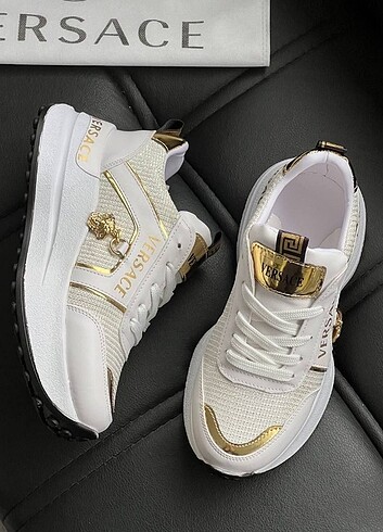 37 Beden Versace ???????? Yeni sezon kadin sneeker
