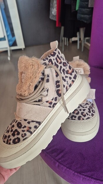Ugg Ugg yeni bot