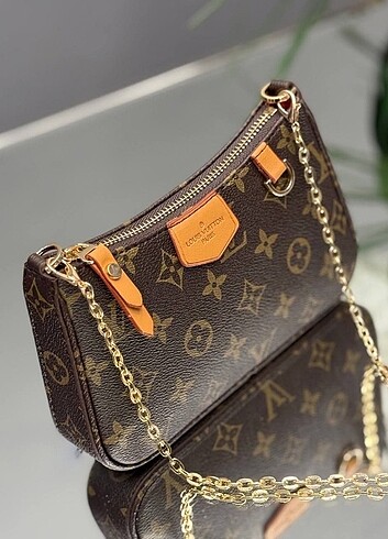 Louis Vuitton-BAGUETTE çapraz askılı küçük omuz çantası