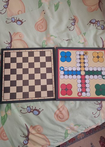 Çok Renkli Satranç ve Oyun Seti - Görsel 2