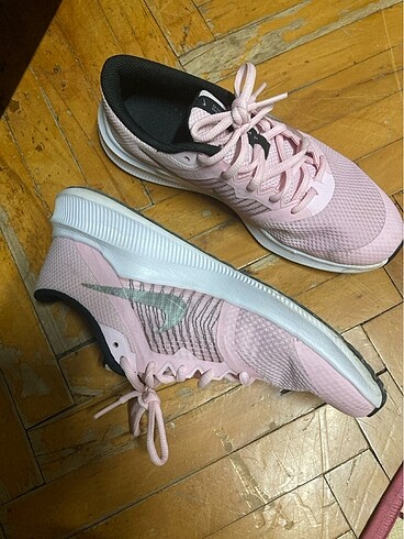 36 Beden Nike ayakkabı