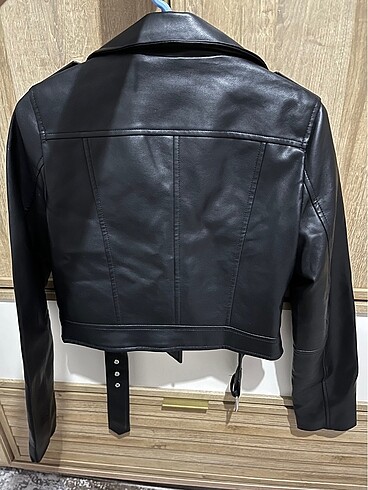 Stradivarius Kemerli Suni Deri Biker Ceket