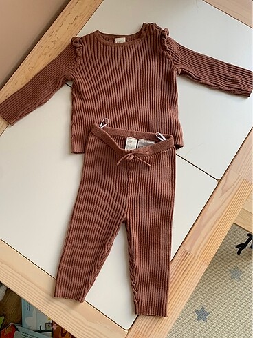 H&M triko takım