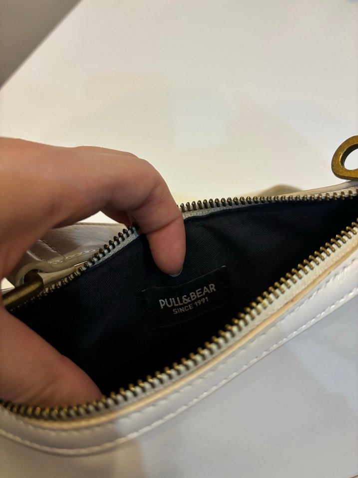 pull&bear krem gold detaylı çanta - Görsel 4