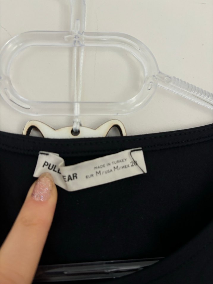 pull&bear siyah sırt detaylı elbise - Görsel 2