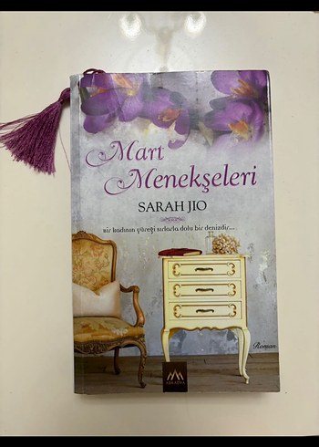 Mart Menekşeleri - Sarah Jio