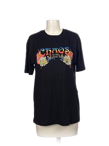 Diğer T-shirt %70 İndirimli.